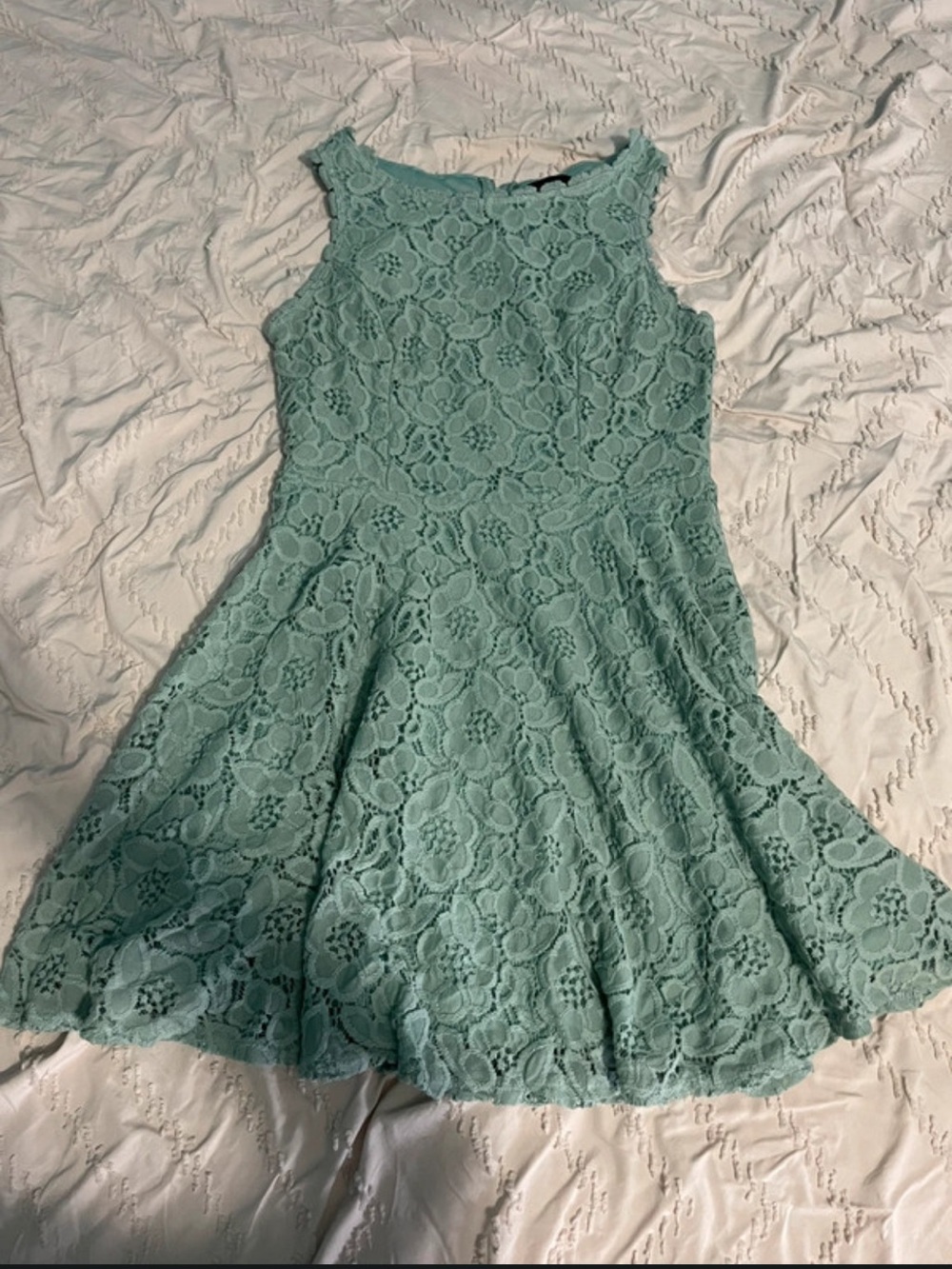 City Triangles Women’s Mint Lace Fit-and-Flare Dress Size M